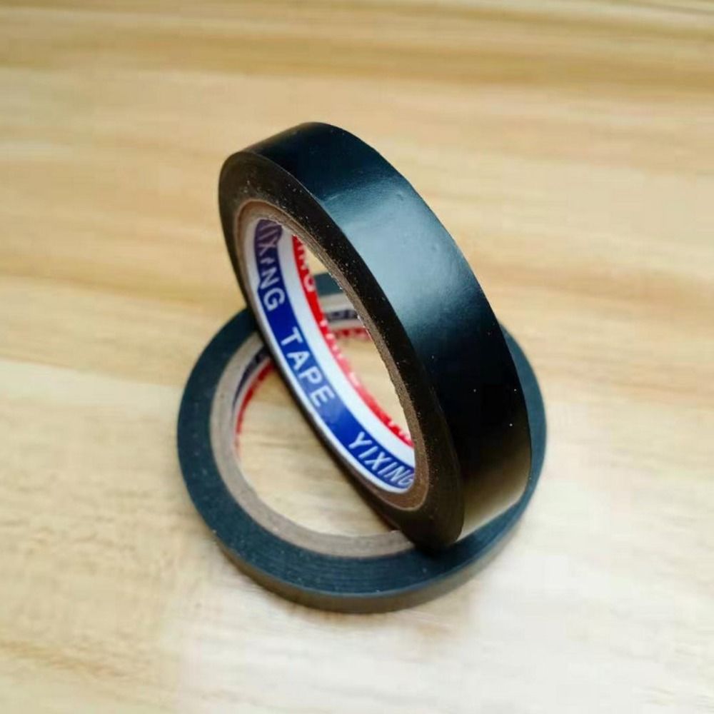 شريط لاصق مضاد للانزلاق لمقبض  - مراجعة Badminton Grip وسعره
