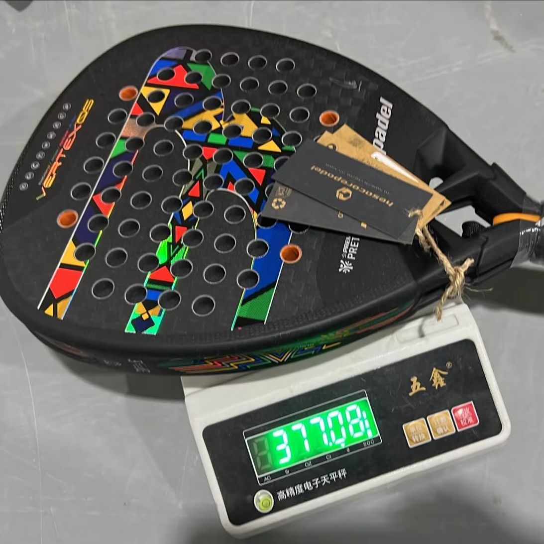 مضرب بادل بولباديل 12K من أليا - مراجعة Badminton Racket Carbon وسعره